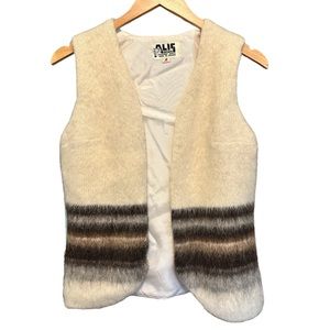 Vintage Alis Wool Vest White Cream Size Medium